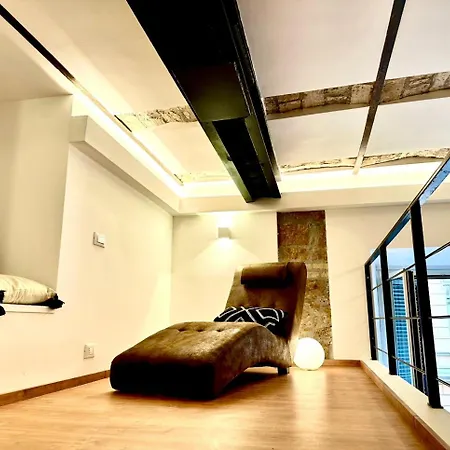 Appartement Buonarroti Art - Luxury Retreat For Couples